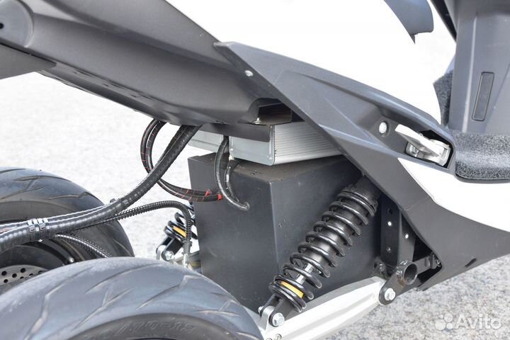 Электрический макси скутер 72v 140Ah З\Х 350км