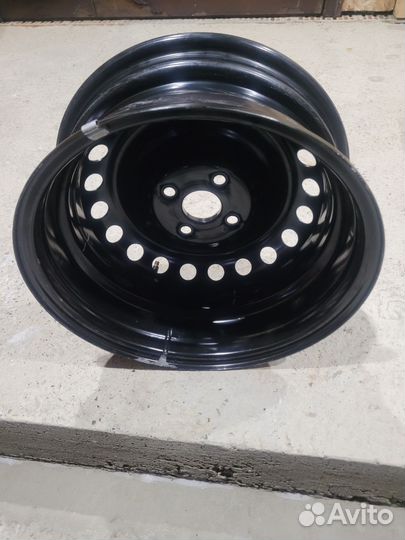 Диск на Киа рио,Солярис r15