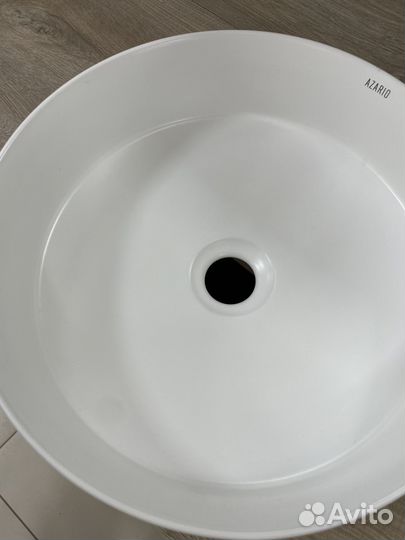 Раковина накладная на столешницу