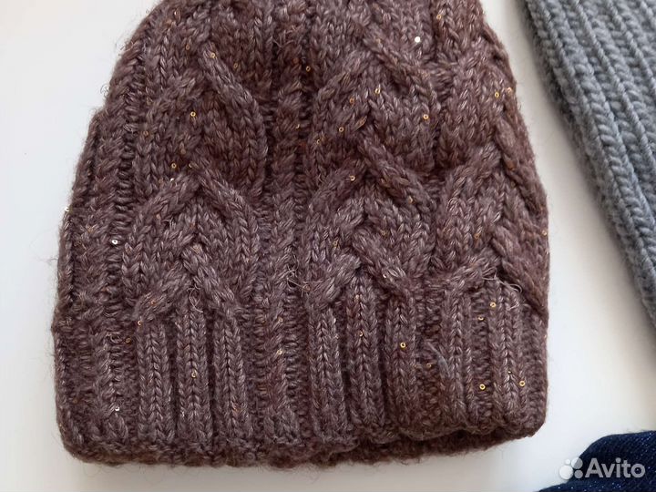 Шапки демисезонные и зимняя одним лотом