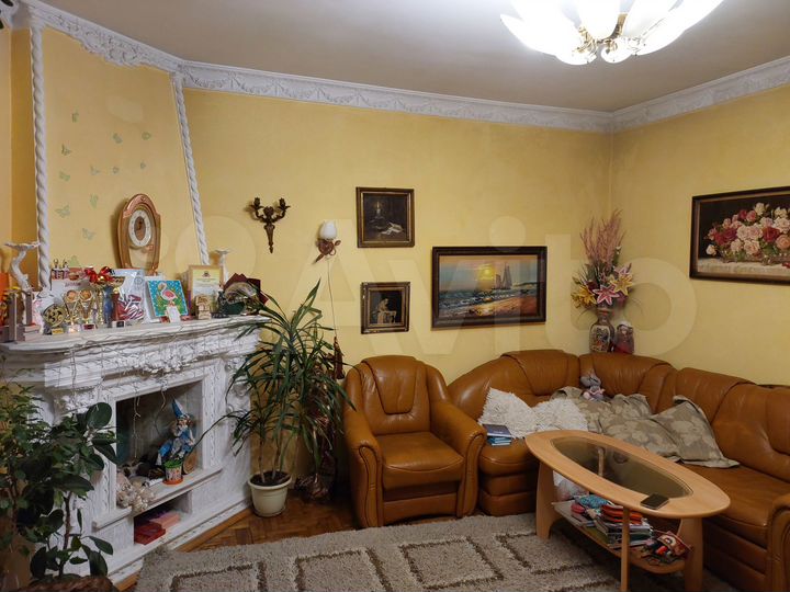 2-к. квартира, 65 м², 2/3 эт.