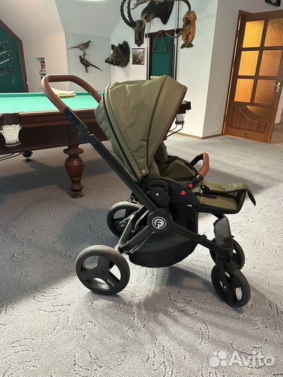 Коляска Verdi Futuro Premium 3 в 1