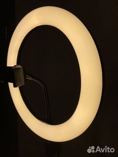 Кольцевая лампа