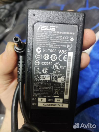 Блоки питания для ноутбуков