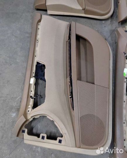 Обшивка дверей Mercedes W221