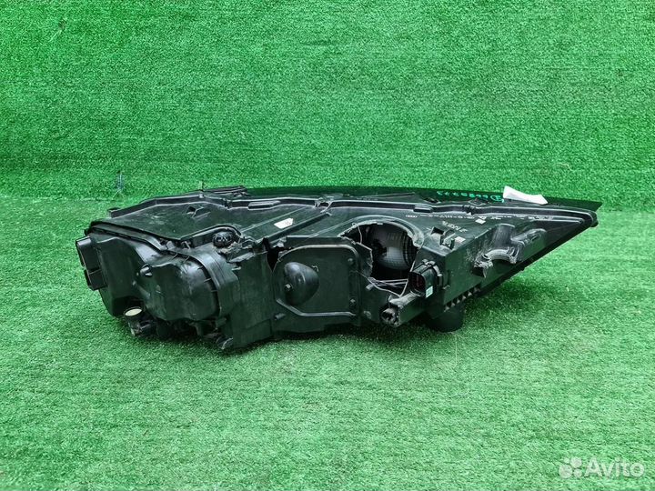 Фара левая Audi Q7/SQ7