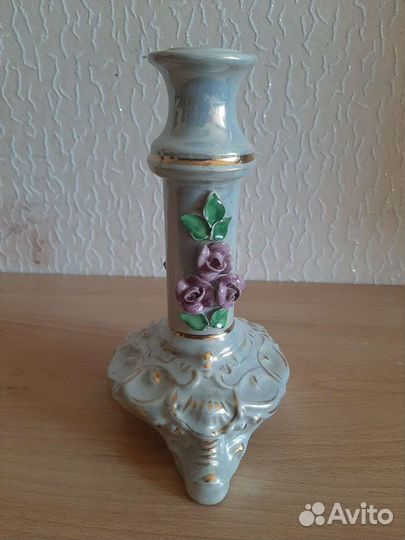 Подсвечник фарфоровый