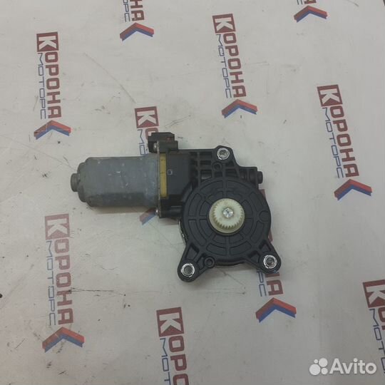 Моторчик стеклоподъемника задней левой двери ssan