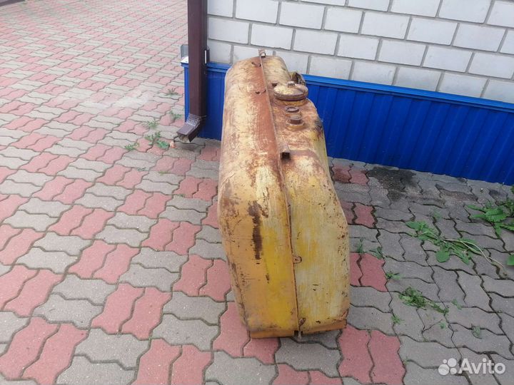 Топливный бак Т-150