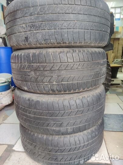 Goodyear Wrangler HP All Weather 255/55 R19 111V