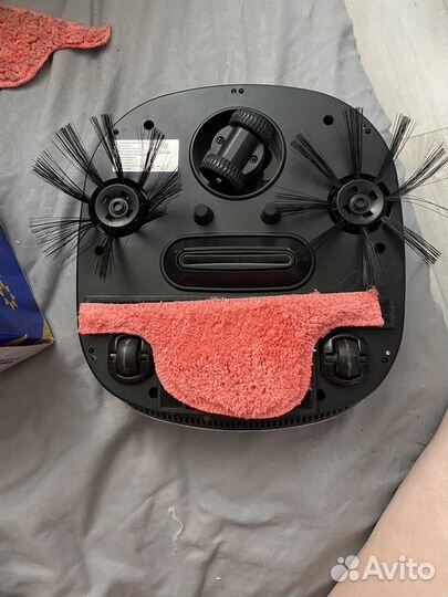 Робот пылесос