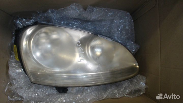 Фара (передняя) Volkswagen Golf 5, 2005