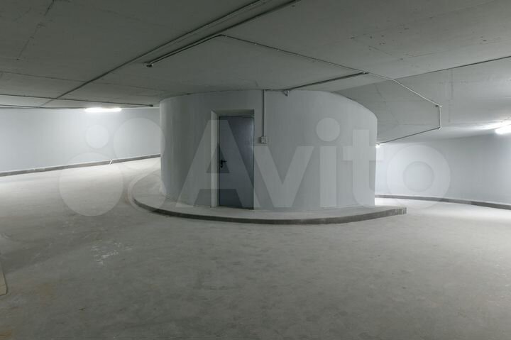 Машиноместо, 15 м²