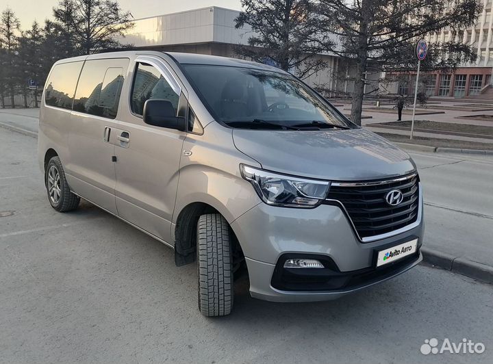 Hyundai Grand Starex 2.5 AT, 2018, 65 500 км