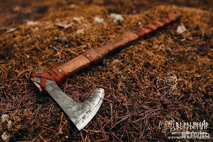 Кованый топор Варяг