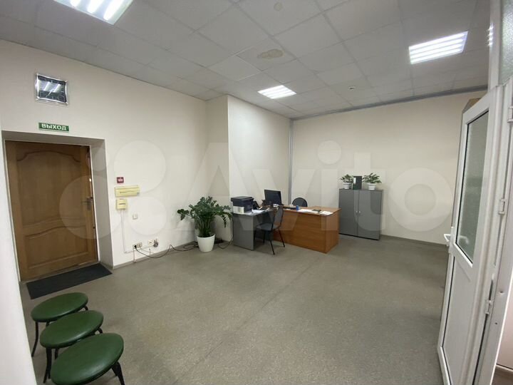 Сдает в аренду офисное помещение,55,1кв.м