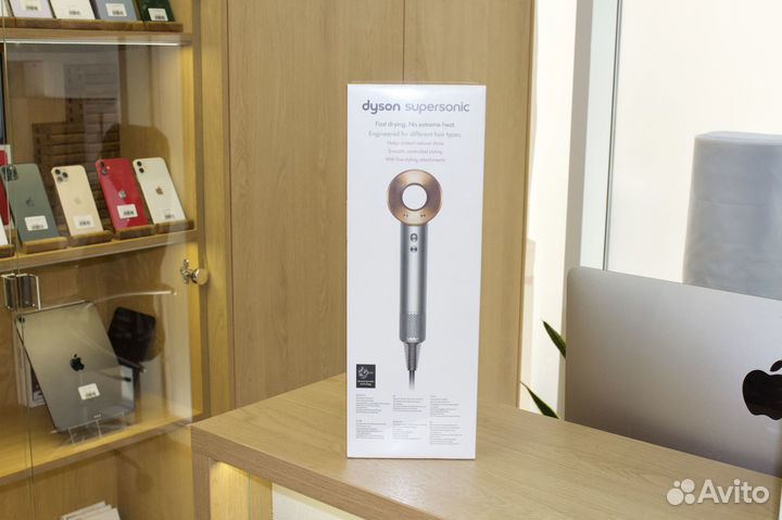 Фен Dyson supersonic