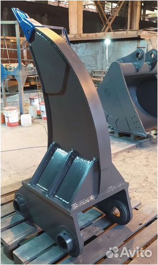 В наличии однозубый рыхлитель (клык) CAT320