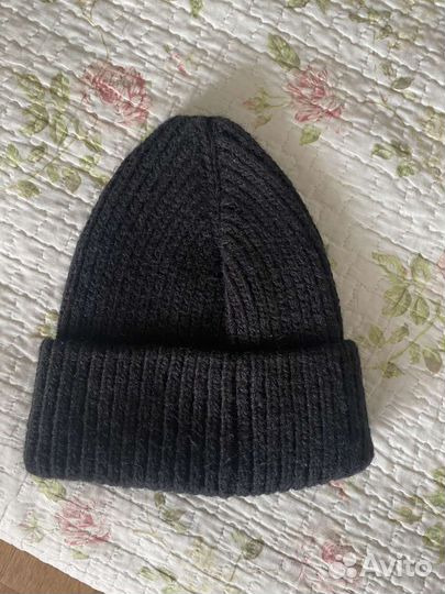Шапка женская вязаная