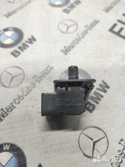 Концевик двери Mercedes-Benz E Class W210