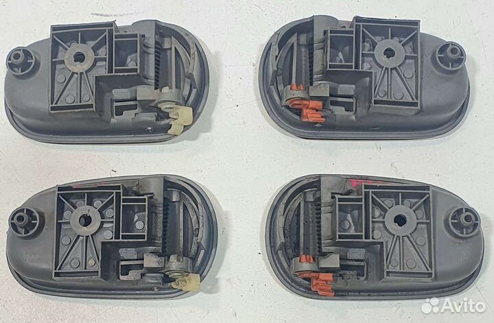 Ручка внутренняя правая Kia RIO I