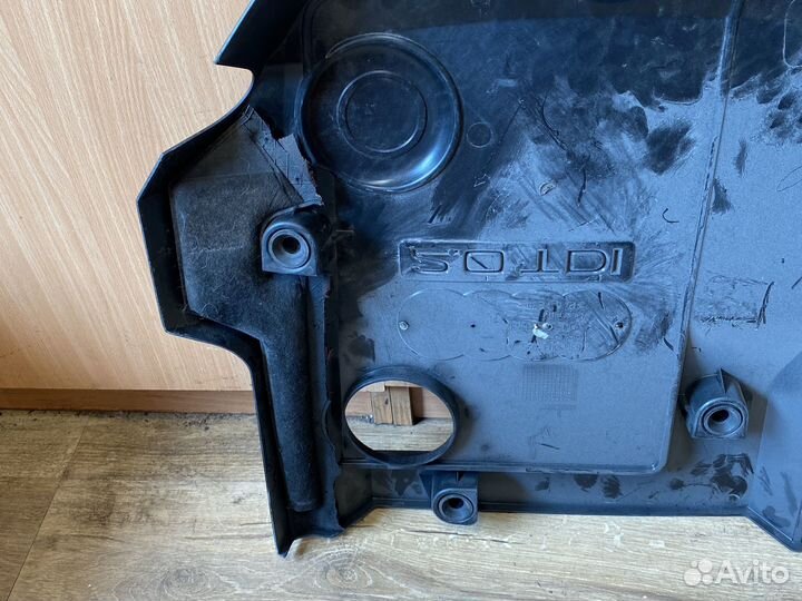 Audi a6 c6 декоративная накладка двигателя