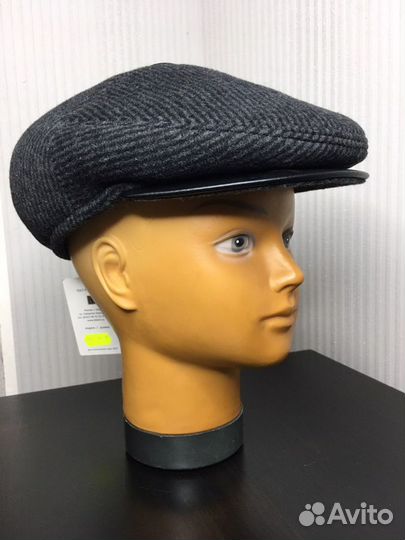 Мужская кепка драповая