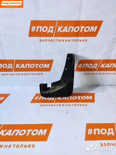 Брызговик передний правый Mitsubishi Outlander 2