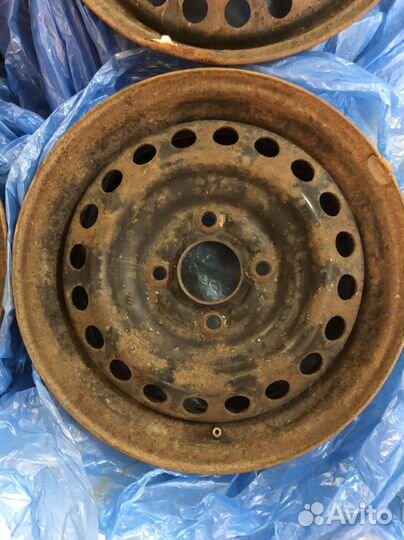 Диски r15 4x114,3 штамповка