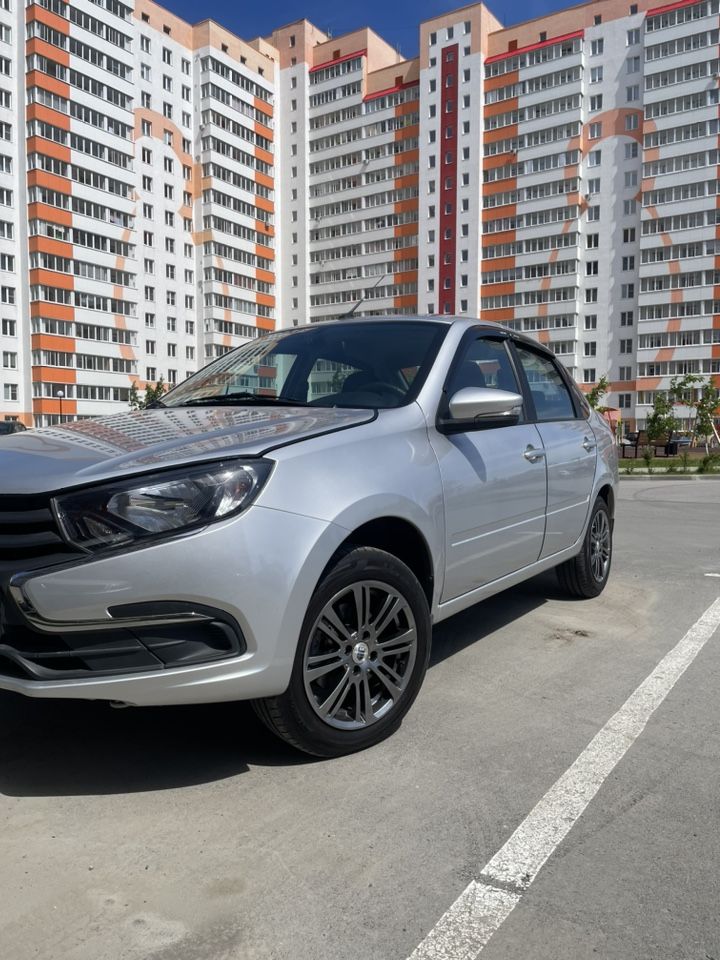 ВАЗ (LADA) Granta: фото владельца