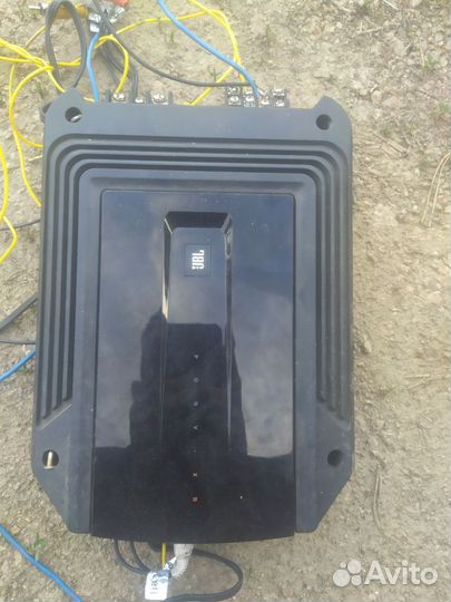 4 х канальный усилитель