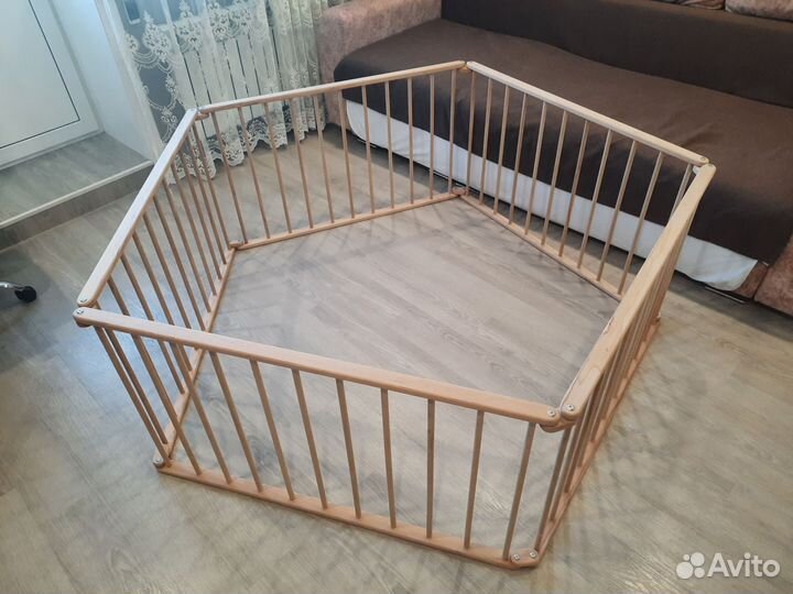 Большой деревянный (бук) детский манеж