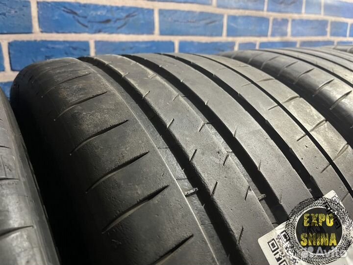 Michelin Pilot Sport 4 S 295/35 R21 и 315/30 R22 107Y