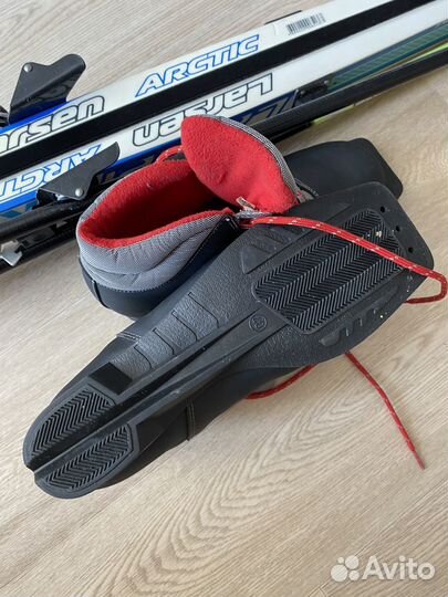 Беговые лыжи Larsen