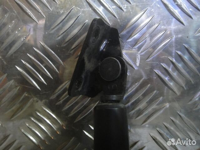 Амортизатор крышки багажника ASX (10) R б/у (арт. 5802A428)