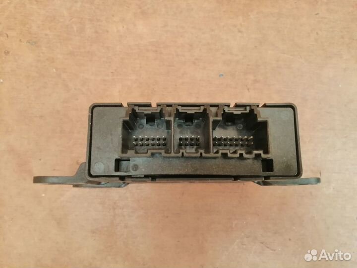 Блок управления парктроникоми cadillac SRX 2009-16