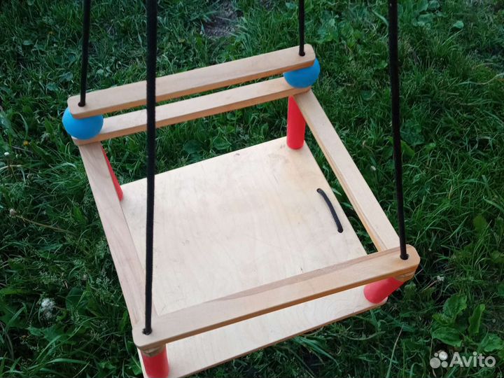 Качели деревянные. Детские. В идеальном состоянии