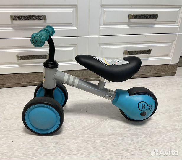 Беговел для малышей от 1 года Kinderkraft Cutie