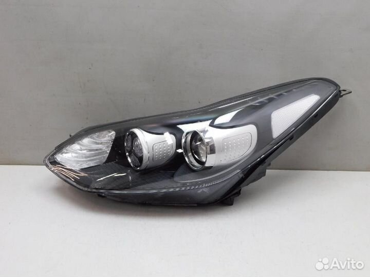 Фара левая Kia Sportage