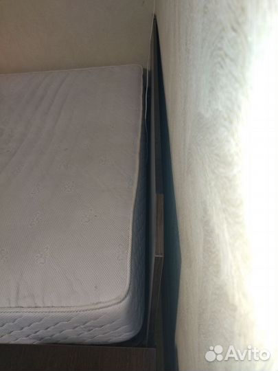 Кровать с матрасом 180х200 бу