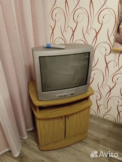 Тумбочка под телевизор бу