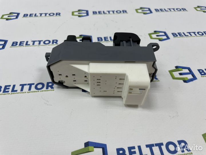 Блок управления стеклоподъемниками 848200D100