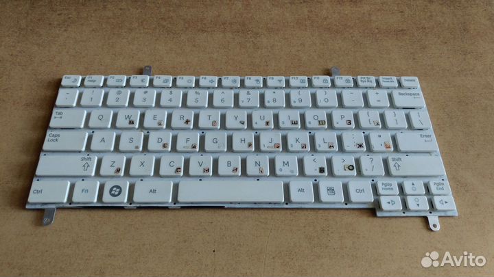 Клавиатуры для ноутбуков Samsung