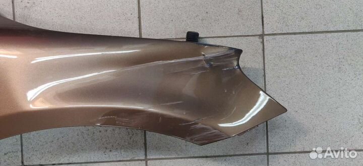 Правое переднее крыло на Volvo xc60 31217976