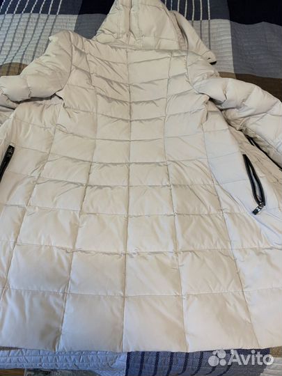 Пуховик женский Moxnass