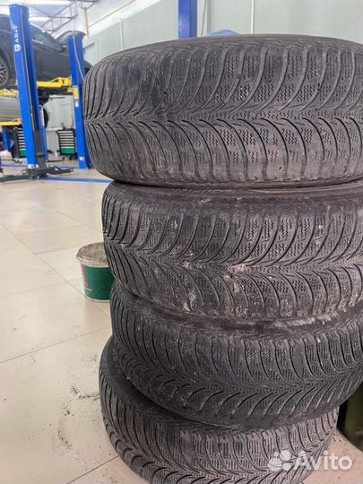 Колеса на mercedes r16