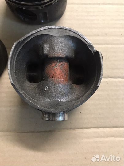 Поршень Mercedes Spinter ом 611 номинал