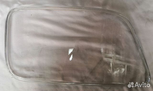 Стекло фары правой 4.64451 DT