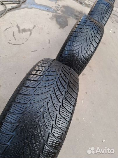 Goodyear UltraGrip Ice 2 205/55 R16 94T