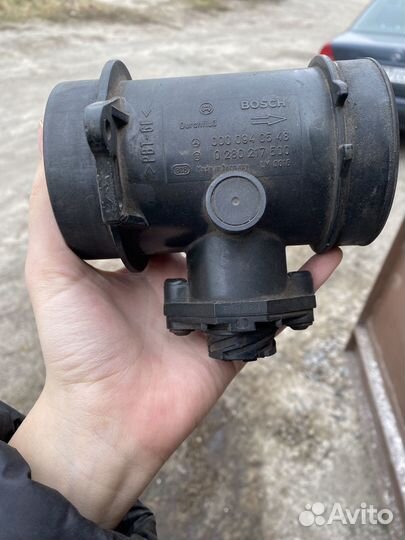 Датчик расхода воздуха Mercedes W202